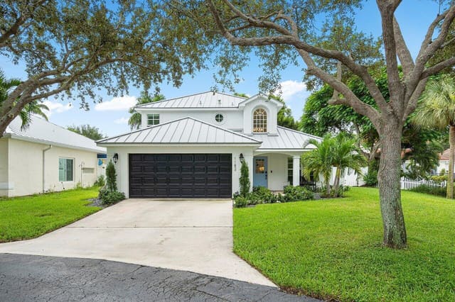 1182 Canoe Point, sold in Delray Lakes, Delray Beach, FL