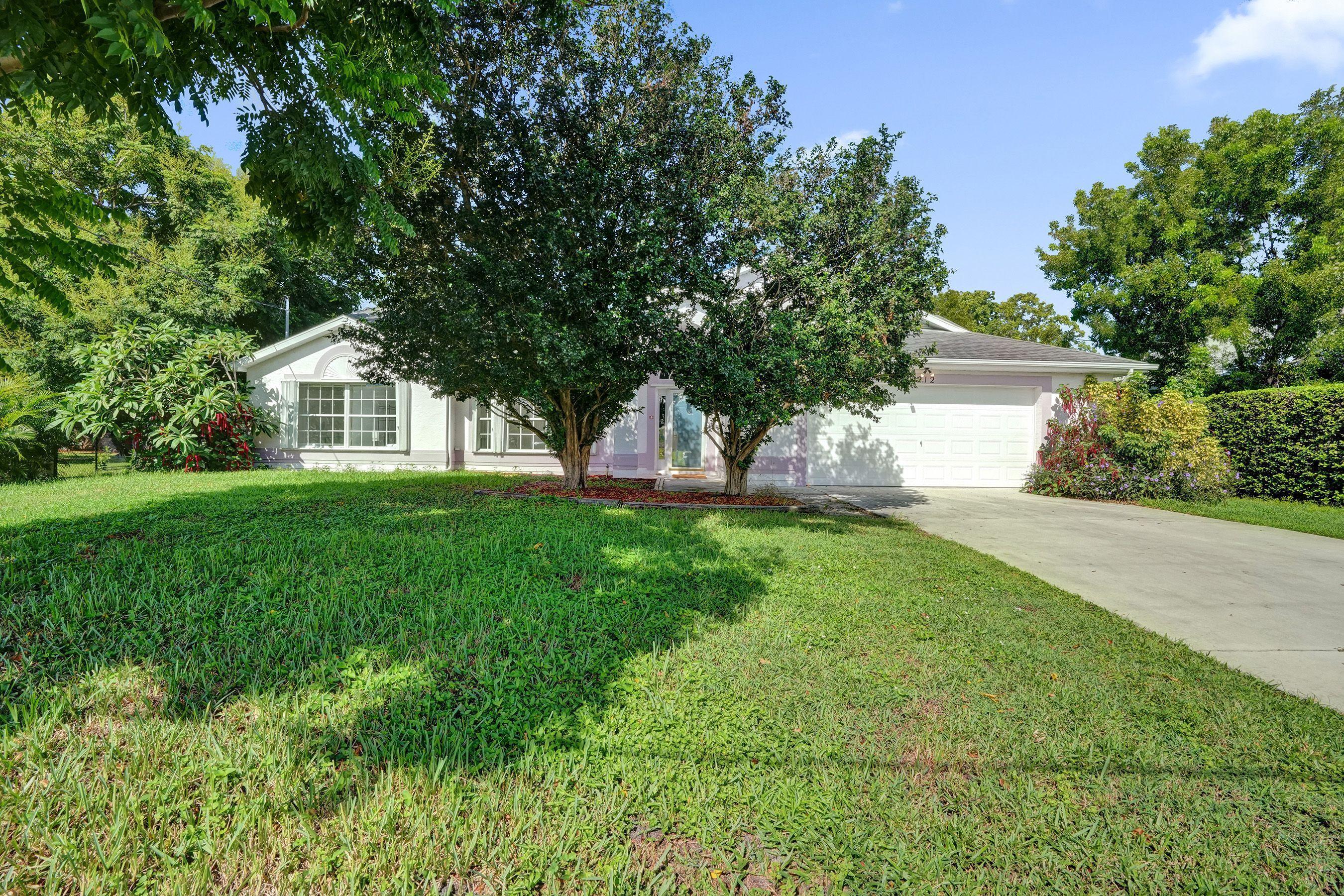 1212 SE Petunia Avenue, Port St. Lucie, FL 34952, Port St Lucie