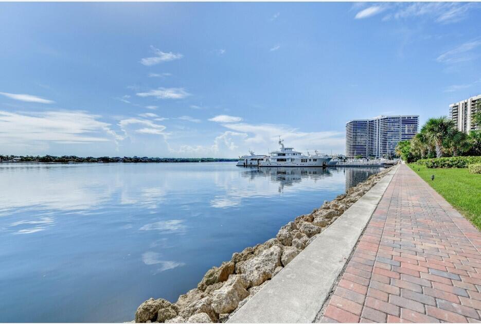 124 Lakeshore Drive 8280, North Palm Beach, FL 33408, North Palm Beach
