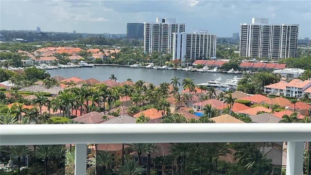20505 E Country Club Drive 1639, Waterview, Aventura, FL