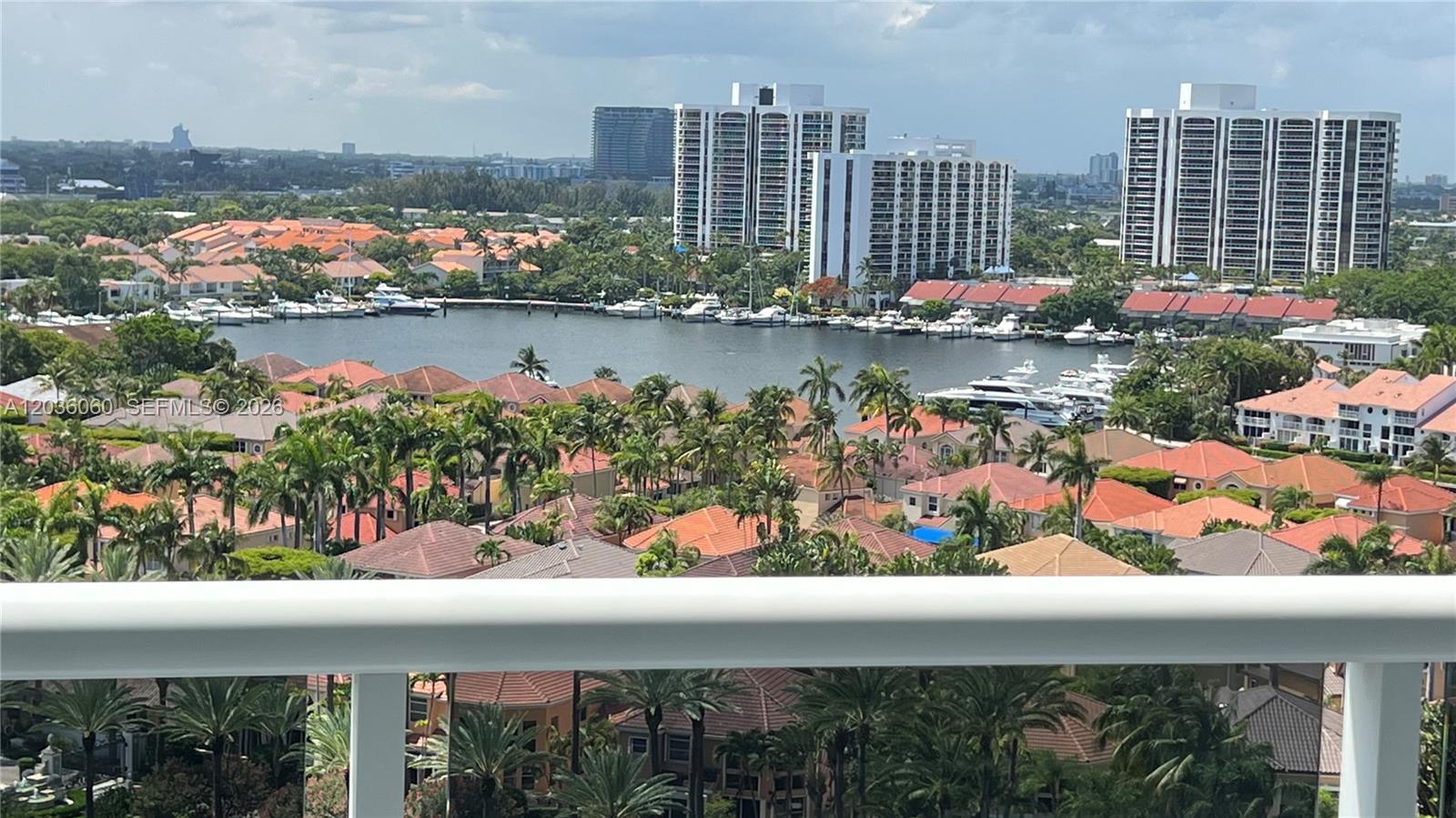 20505 E Country Club Drive 1639, Aventura, FL 33180, Aventura