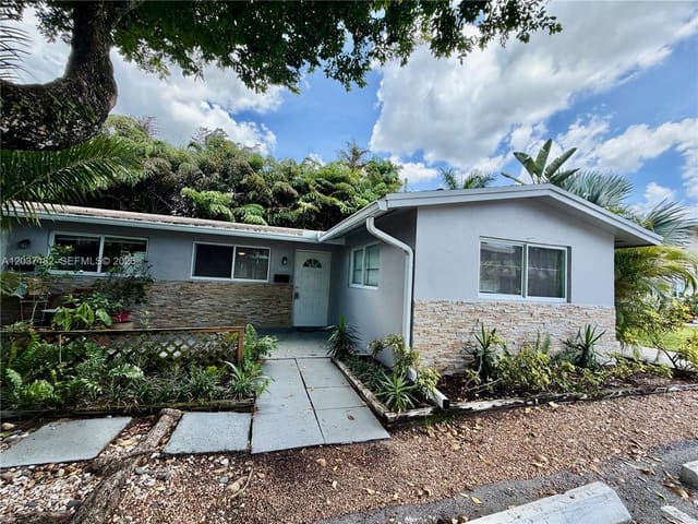2809 NE 6th Lane 2809, Wilton Manors, FL 33334