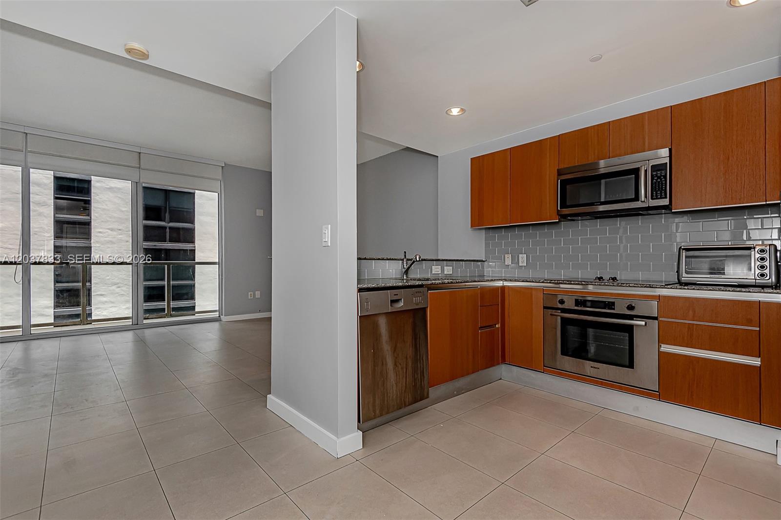 1050 Brickell Avenue 2822, Miami, FL 33131, Miami