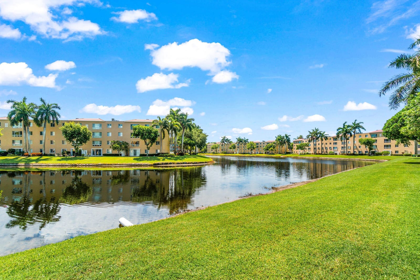 12560 Majesty Circle 401, Boynton Beach, FL 33437 photo 11