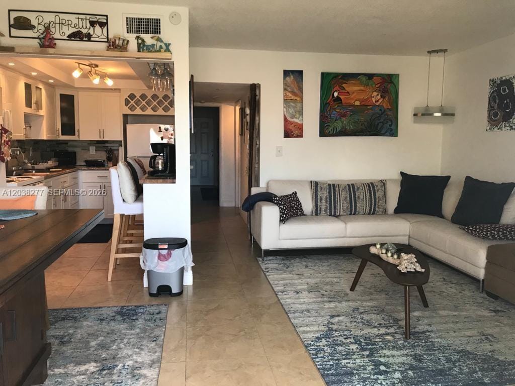 320 S Surf Road 305 — photo 6
