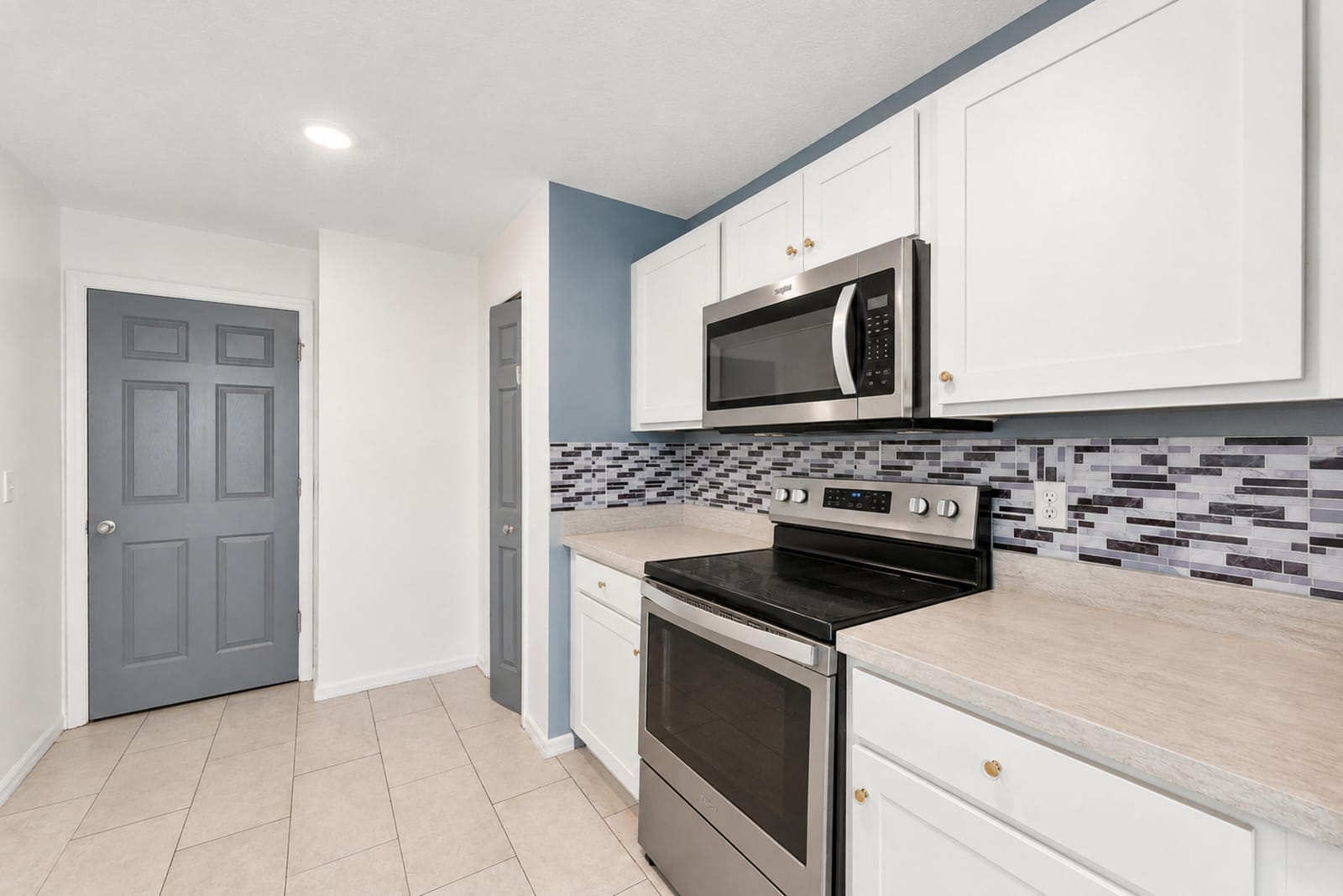 1122 SW Del Rio Boulevard — photo 8