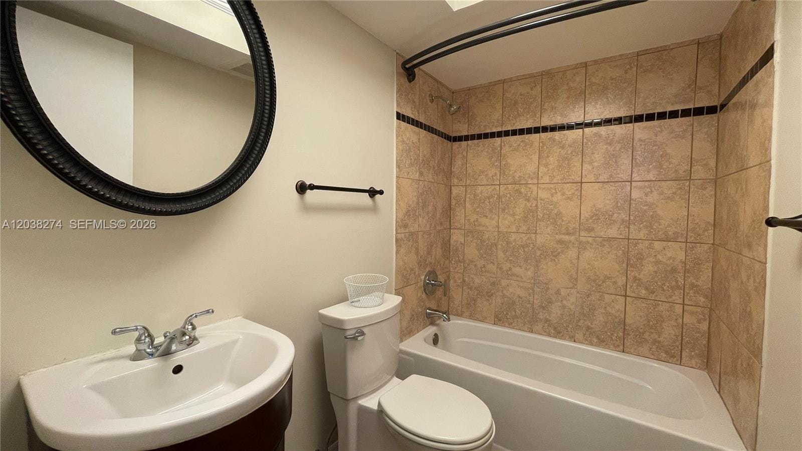 531 W Kalmia Drive 5, Lake Park, FL 33403 photo 12