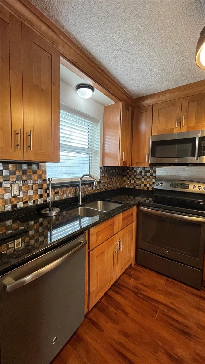 531 W Kalmia Drive 5, Lake Park, FL 33403 photo 4