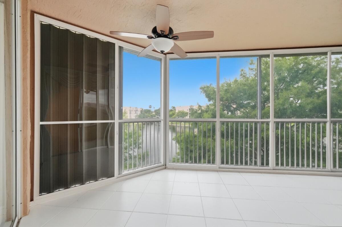 7649 E Granville Drive 301 — photo 5