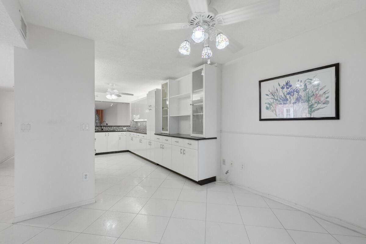 7649 E Granville Drive 301 — photo 9