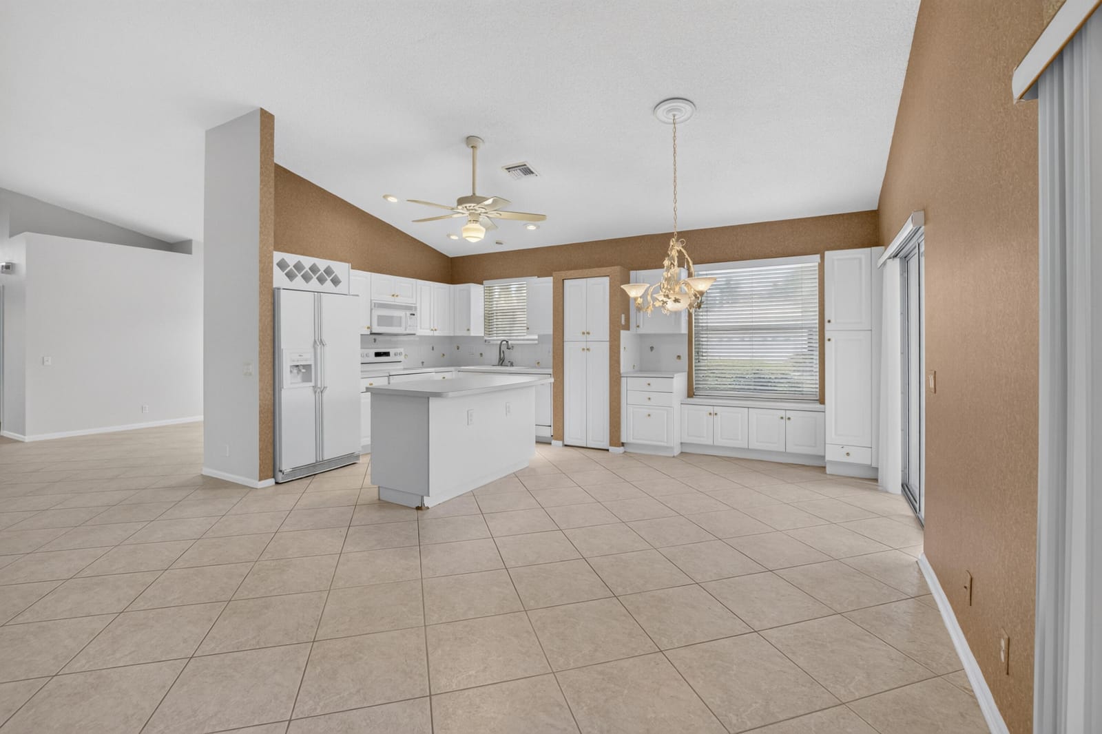 9729 Lemonwood Way, Boynton Beach, FL 33437 photo 13