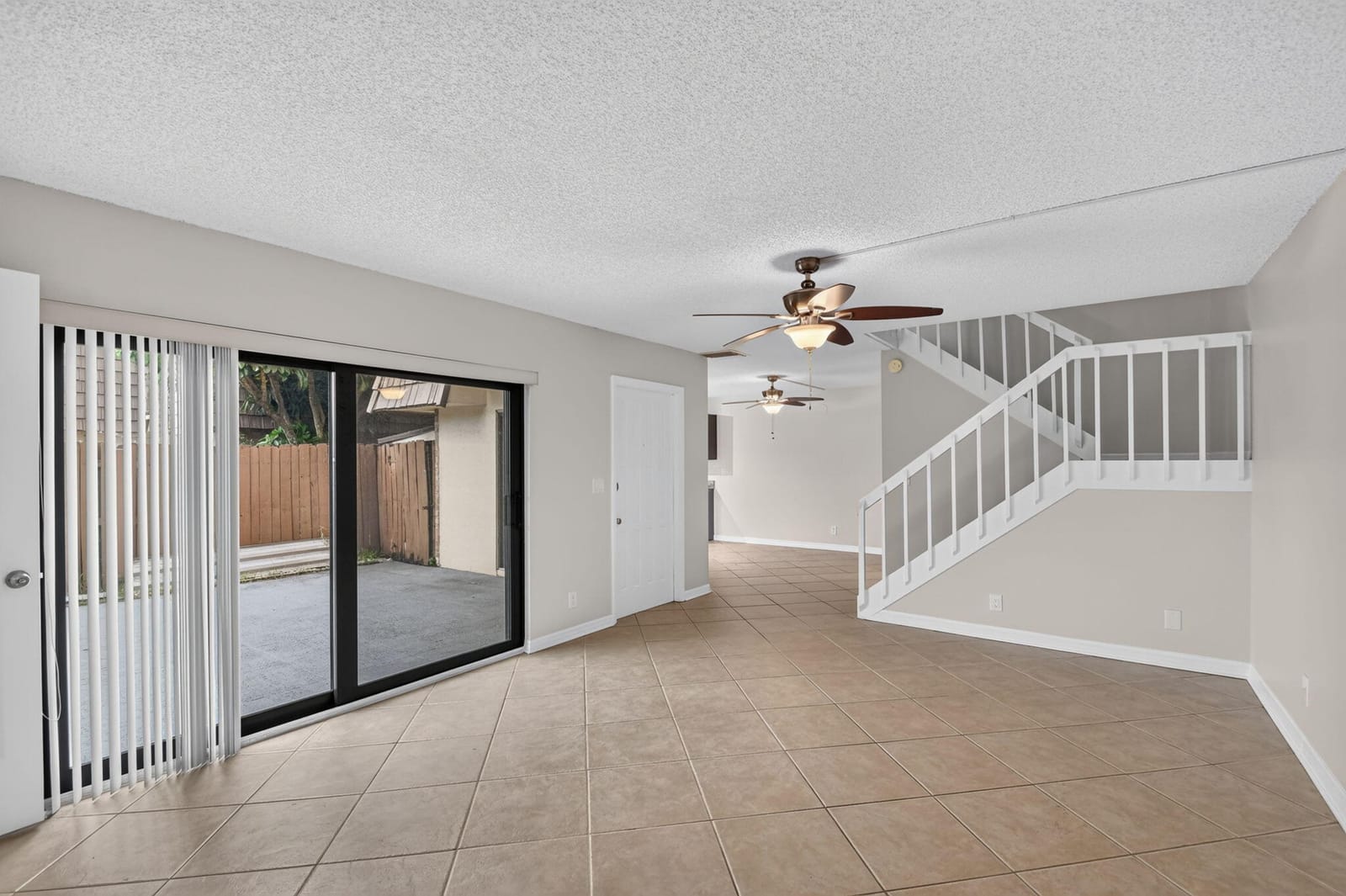 744 Springdale Circle, Palm Springs, FL 33461 photo 19