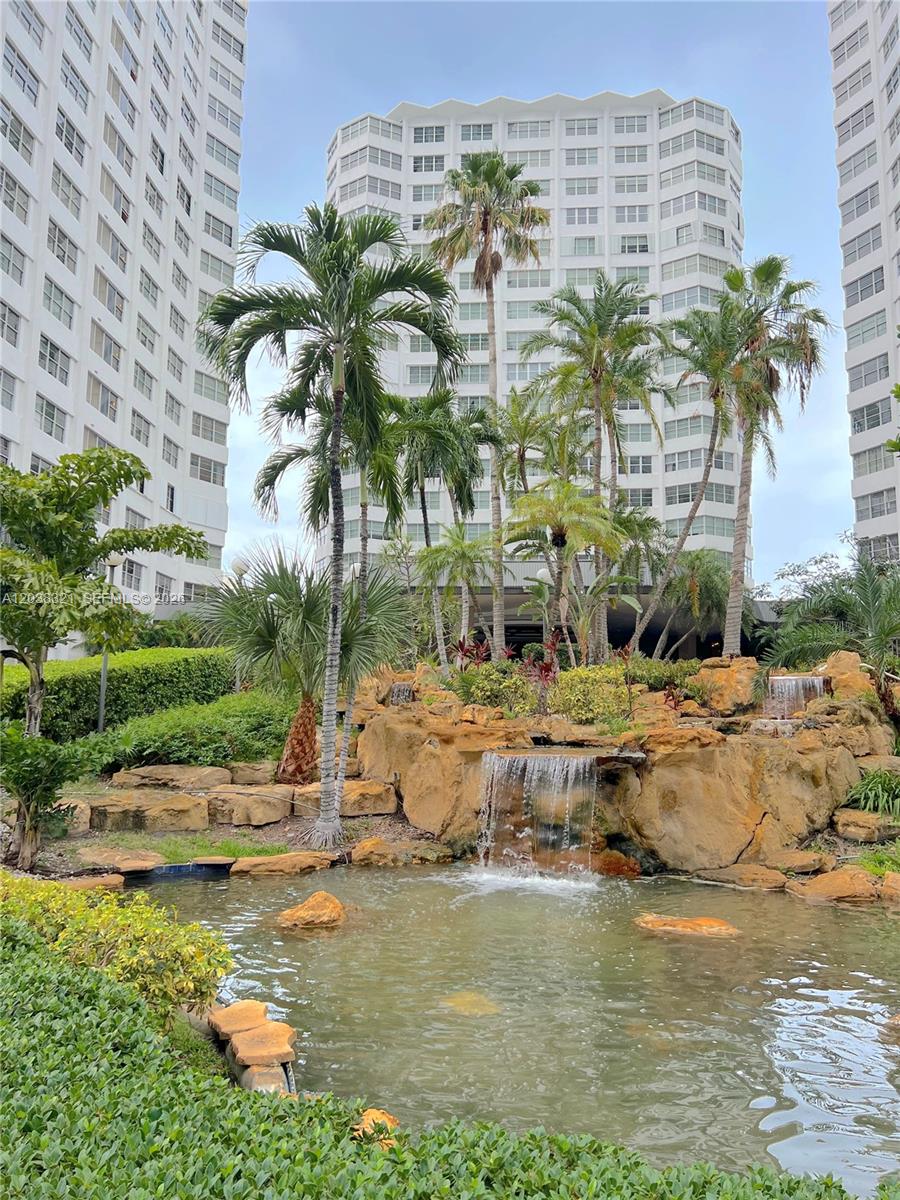 801 Brickell Bay Drive 364, Miami, FL 33131, Miami