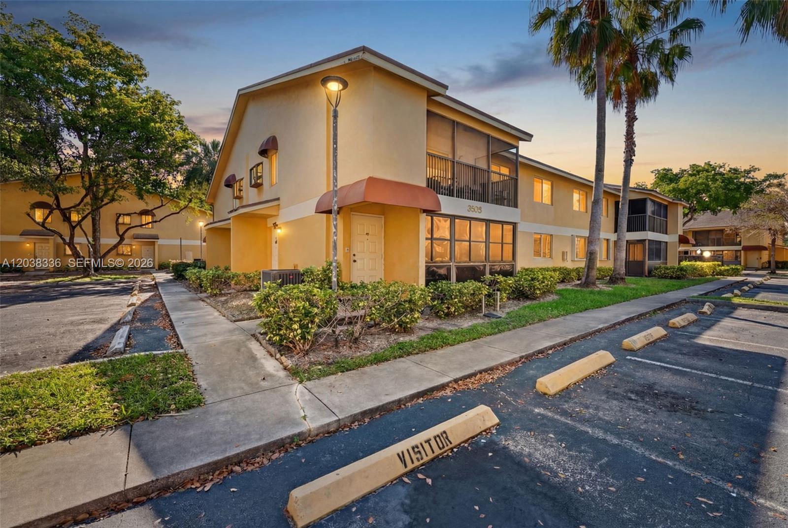 3053 N Oakland Forest Drive 103, Oakland Park, FL 33309, Oakland Park