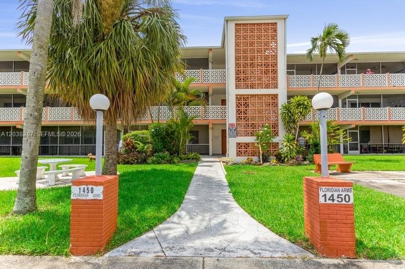 1450 NE 170th Street 305, North Miami Beach, FL 33162, North Miami Beach