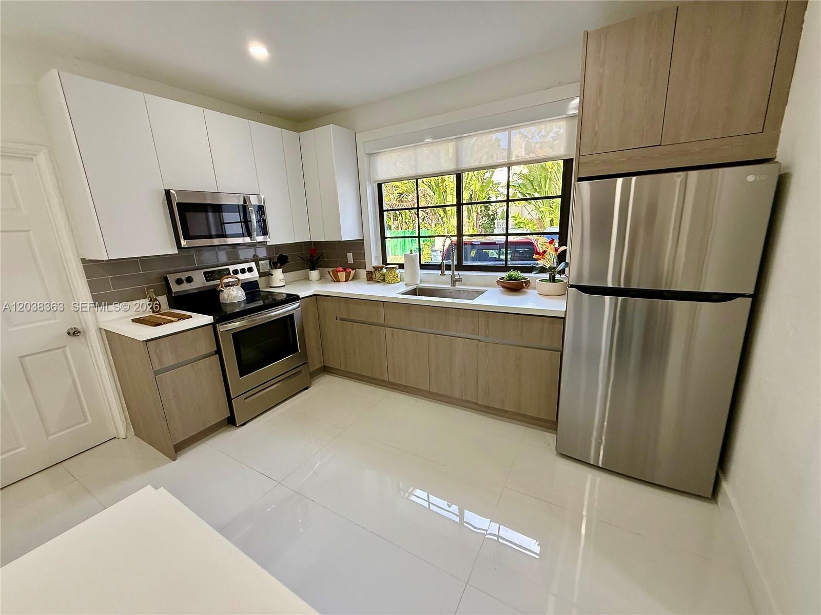 733 Michigan Avenue 9, Miami Beach, FL 33139, Miami Beach
