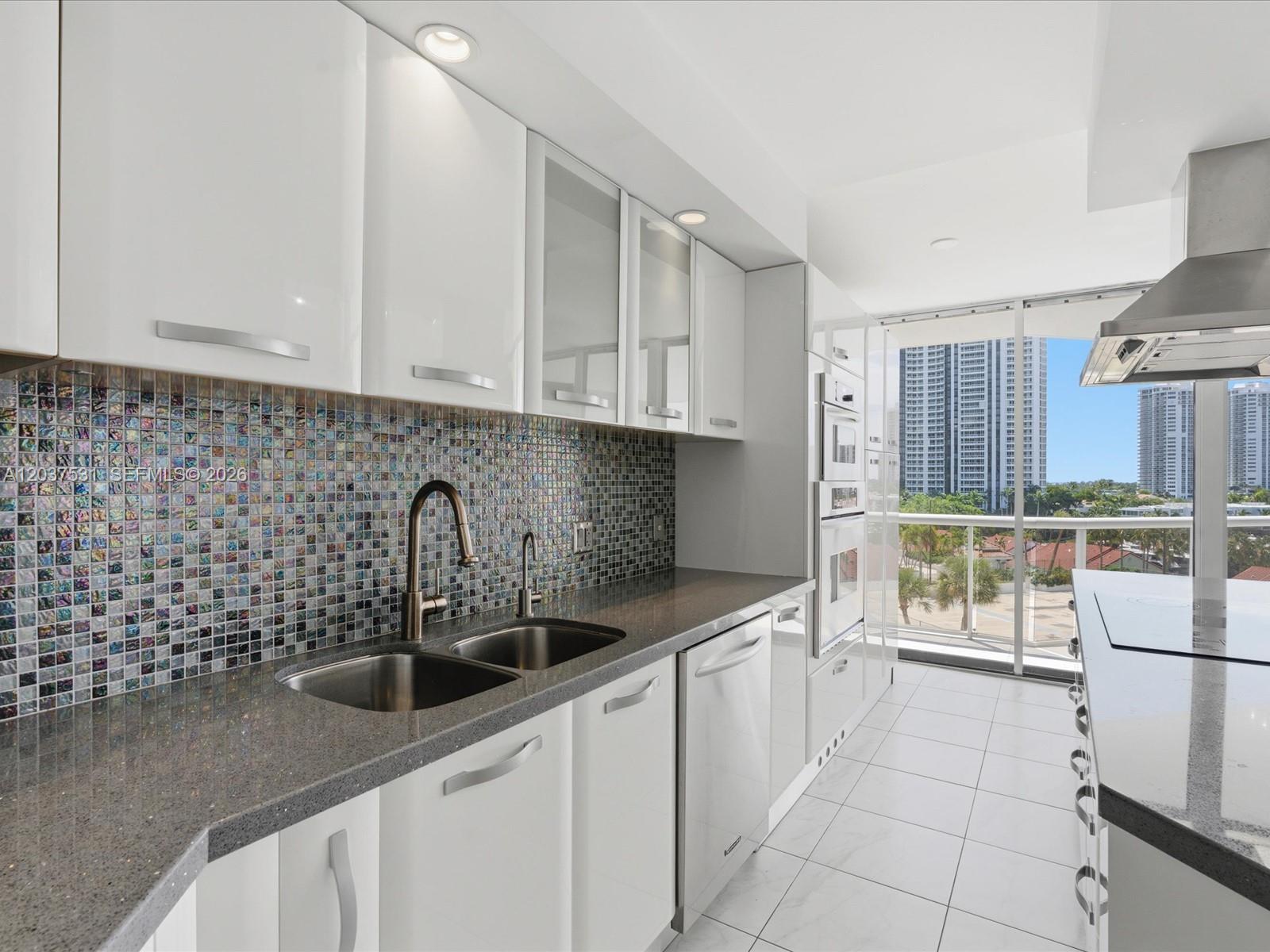 3610 Yacht Club Drive 702, Aventura, FL 33180 photo 13