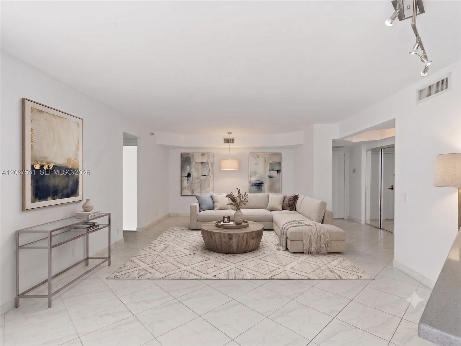 3610 Yacht Club Drive 702 — photo 4