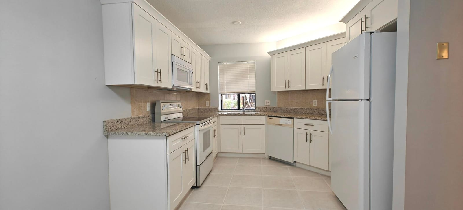 5139 Europa Drive H — photo 11