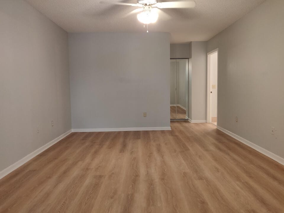 5139 Europa Drive H — photo 3
