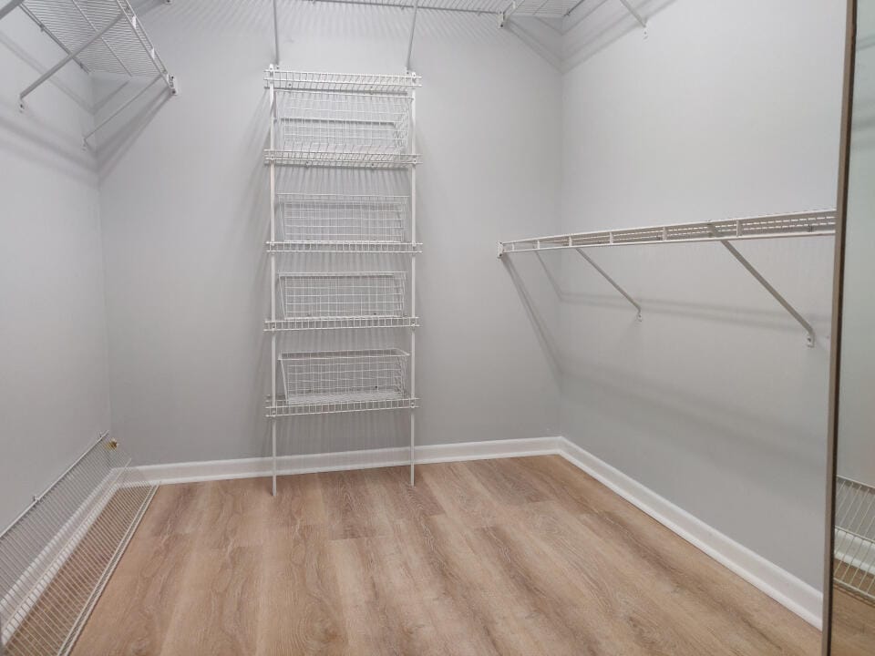 5139 Europa Drive H — photo 6