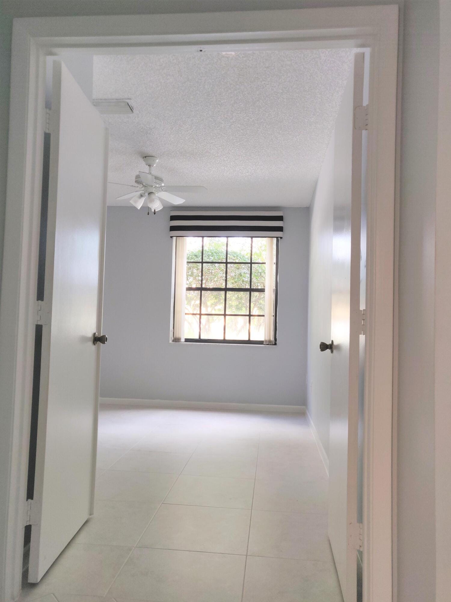 5139 Europa Drive H — photo 10