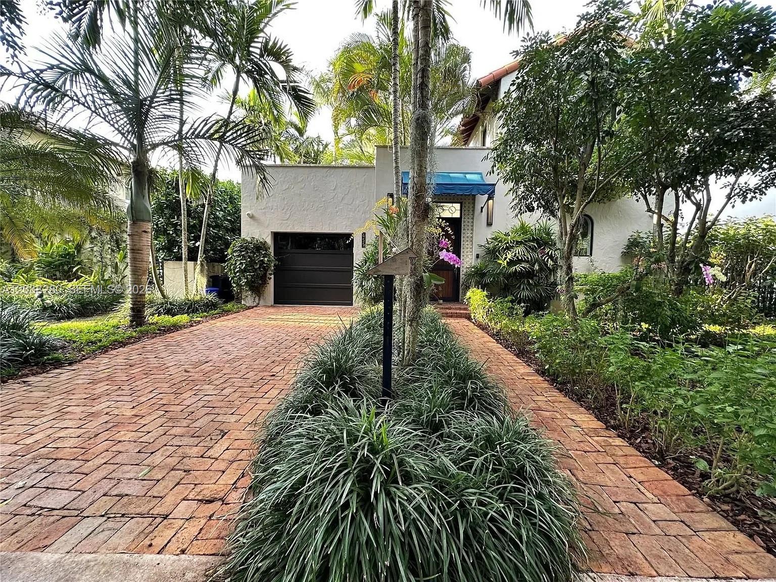 455 Amalfi Avenue, Coral Gables, FL 33146, Coral Gables