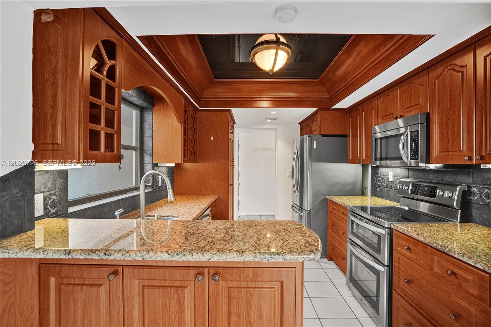 6060 S Falls Cir Drive 407 — photo 1