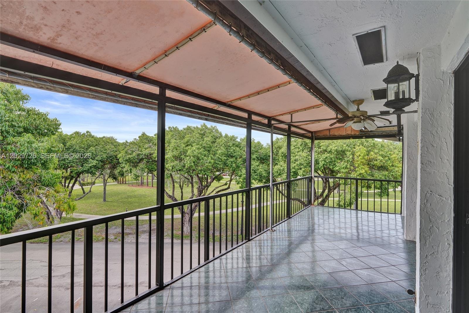 6060 S Falls Cir Drive 407 — photo 3