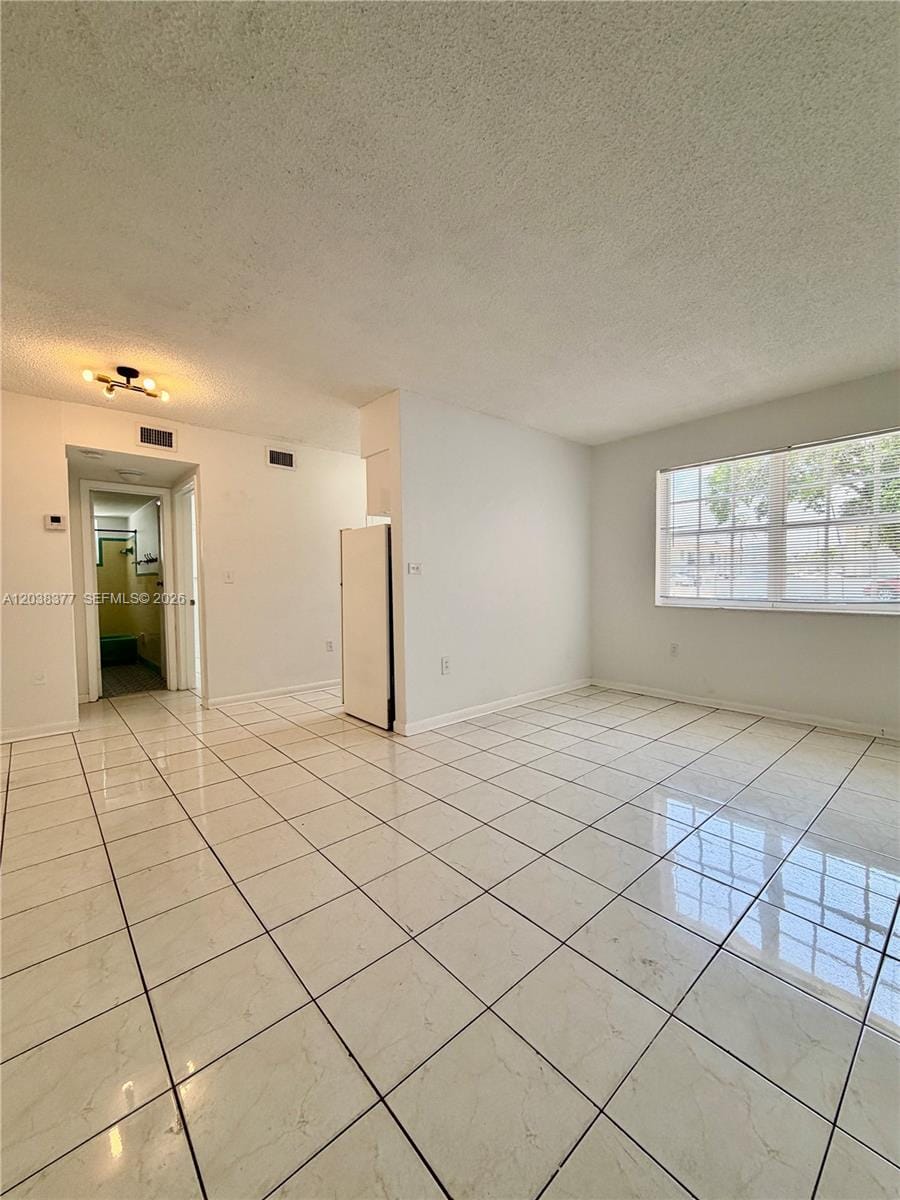 4340 NW 11th Street 4 — photo 3