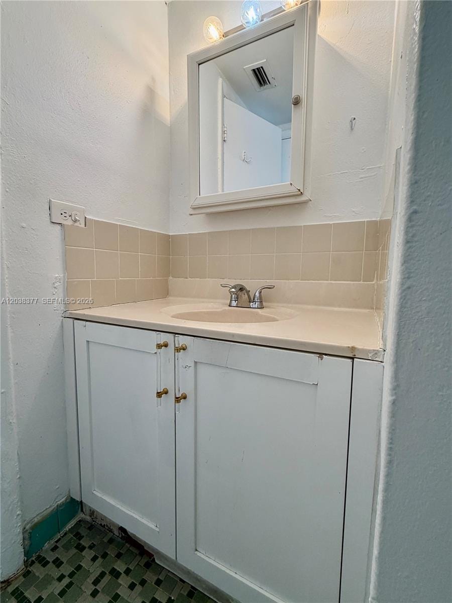 4340 NW 11th Street 4 — photo 6
