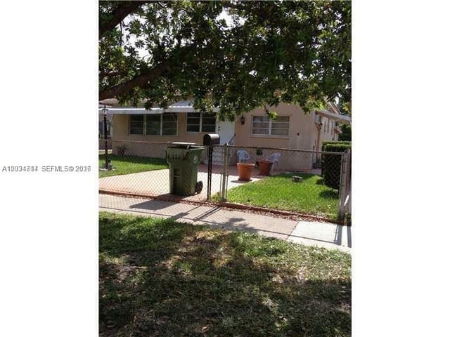 430 NW 62nd Court, Winona Park, Miami, FL