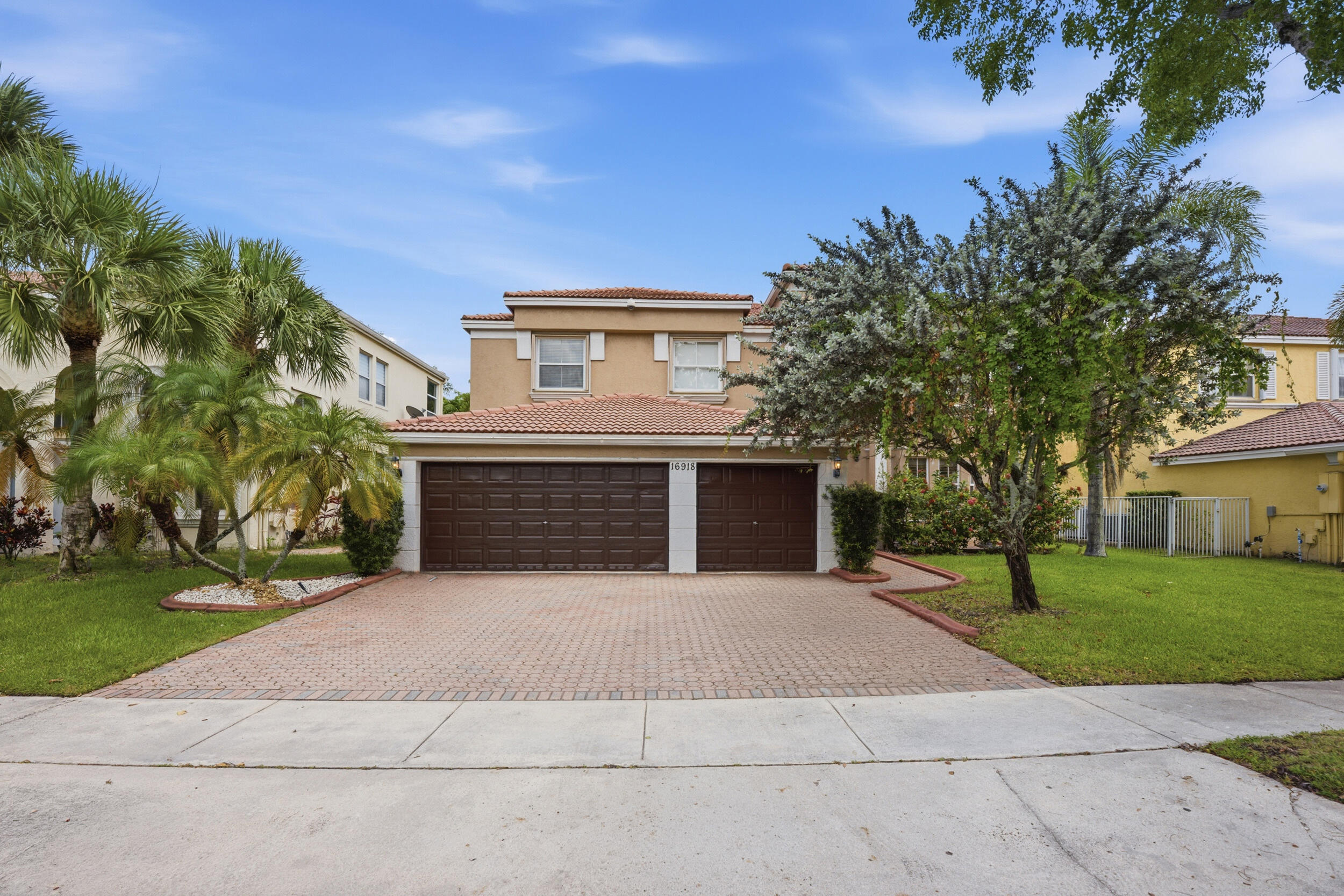16918 SW 16th Street — photo 4