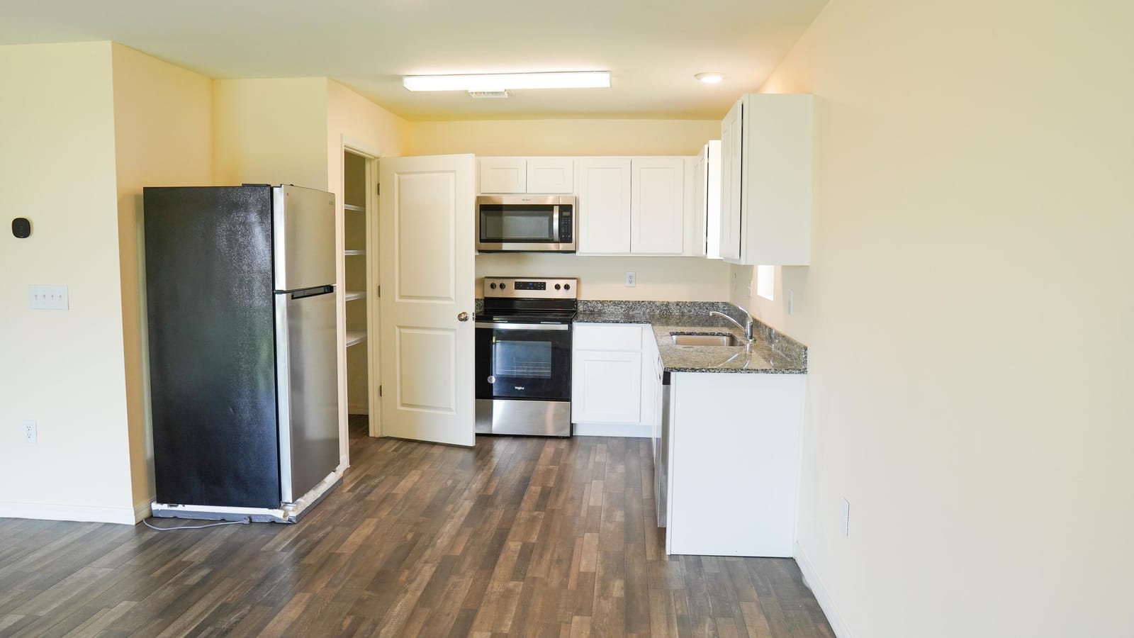 26 NE 12th Terrace — photo 8