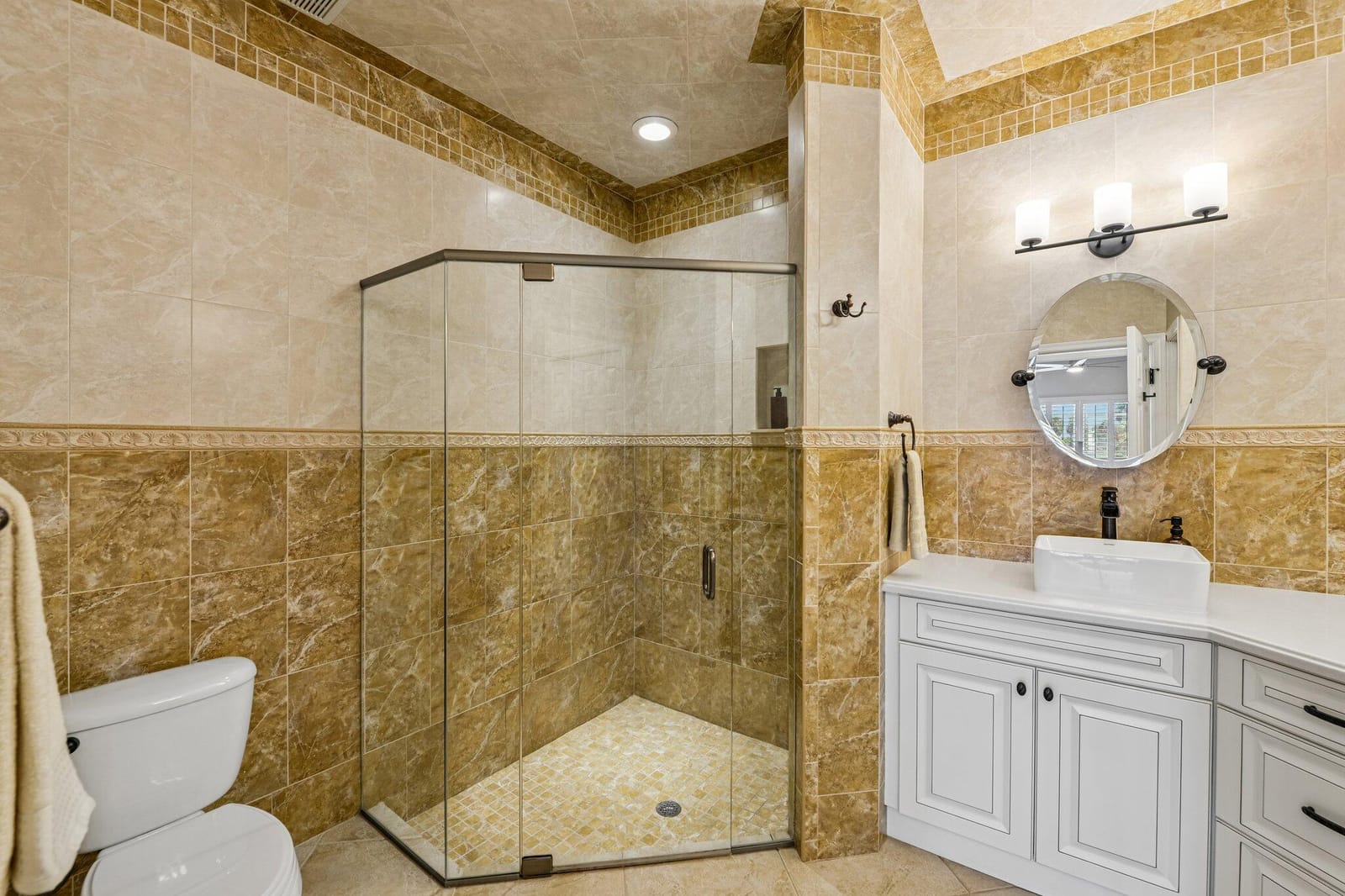 692 W Palm Aire Drive, Pompano Beach, FL 33069 photo 23