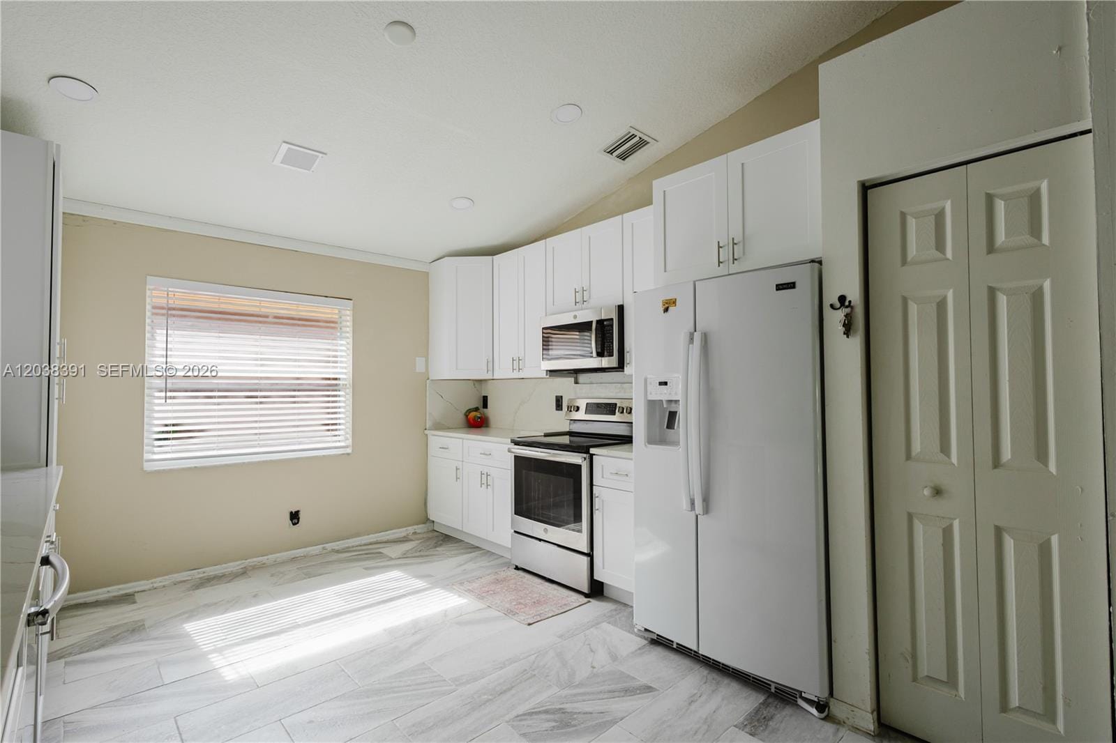 7577 Caprio Drive, Boynton Beach, FL 33472 photo 10