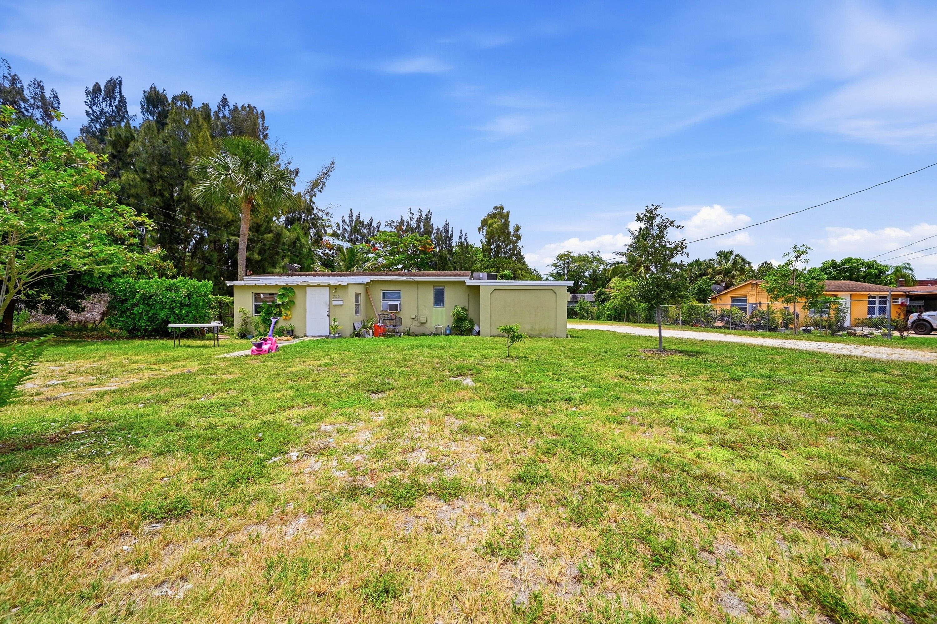 700 SW 8th Street, Pompano Beach, FL 33060, Pompano Beach