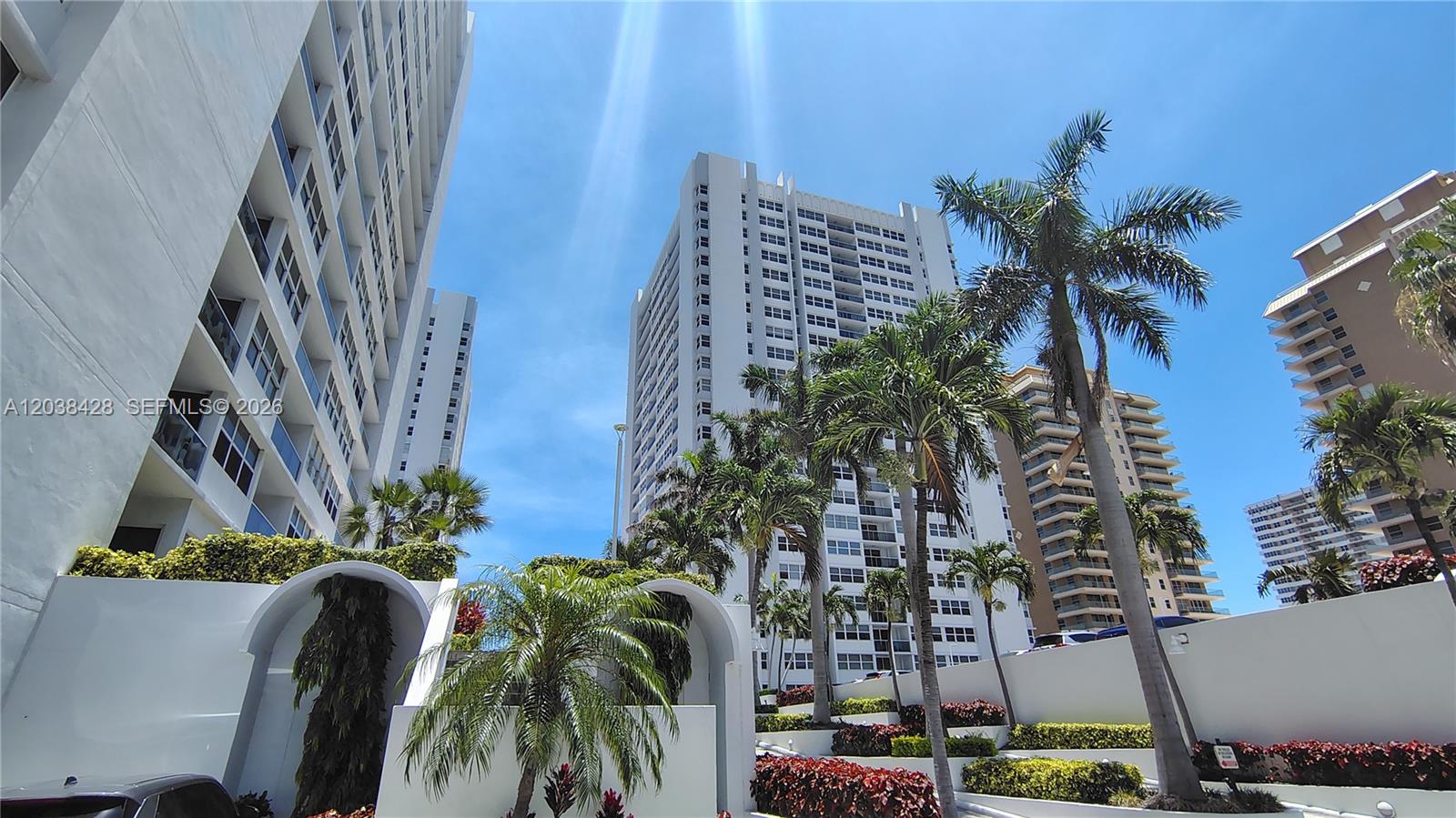 1904 S Ocean Drive 1807, Hallandale Beach, FL 33009, Hallandale Beach