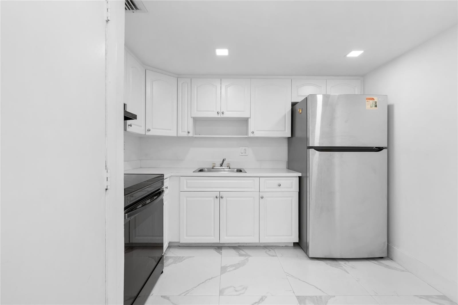 4164 Inverrary Drive 412, Lauderhill, FL 33319 photo 11