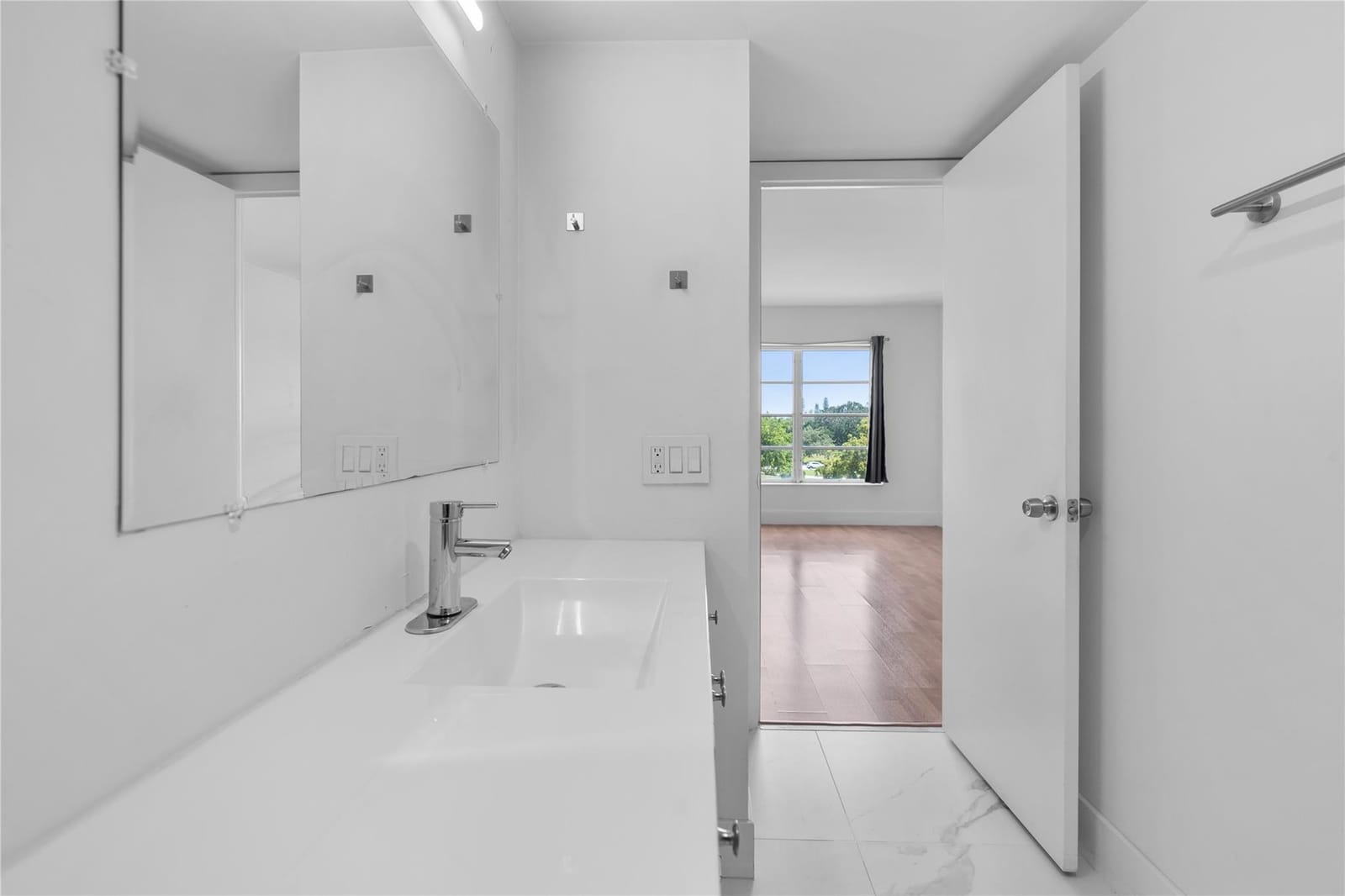 4164 Inverrary Drive 412, Lauderhill, FL 33319 photo 10