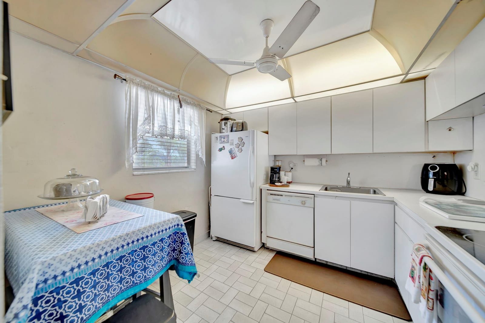 3100 Holiday Springs Boulevard 305, Margate, FL 33063 photo 6