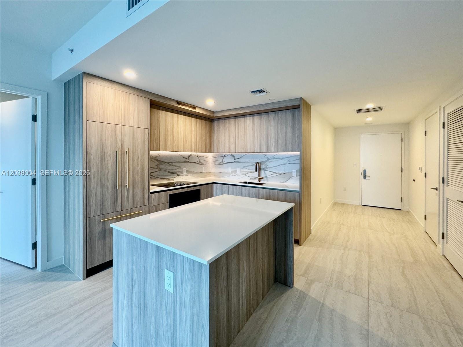 77 SE 5th Street 4002, Miami, FL 33131 photo 6