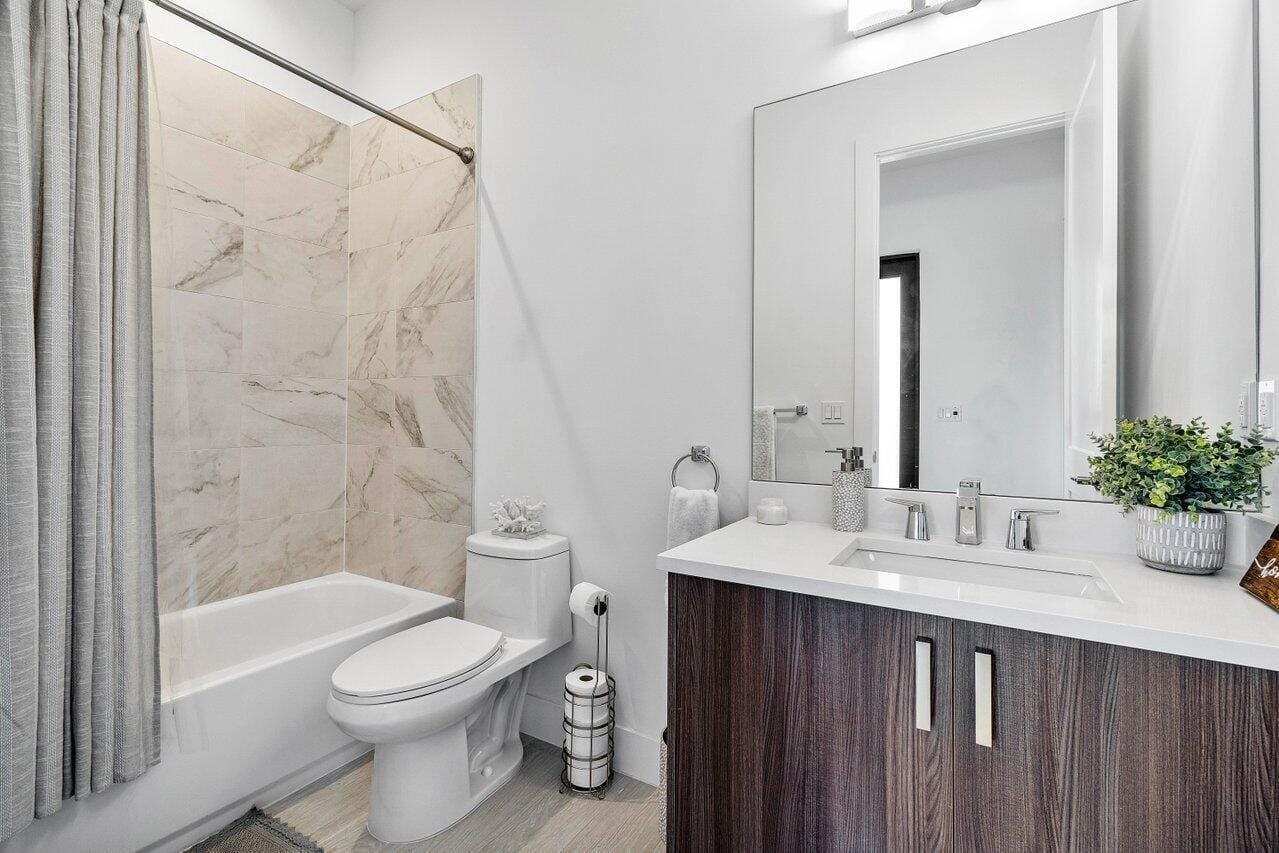 2211 Florida Boulevard A — photo 11