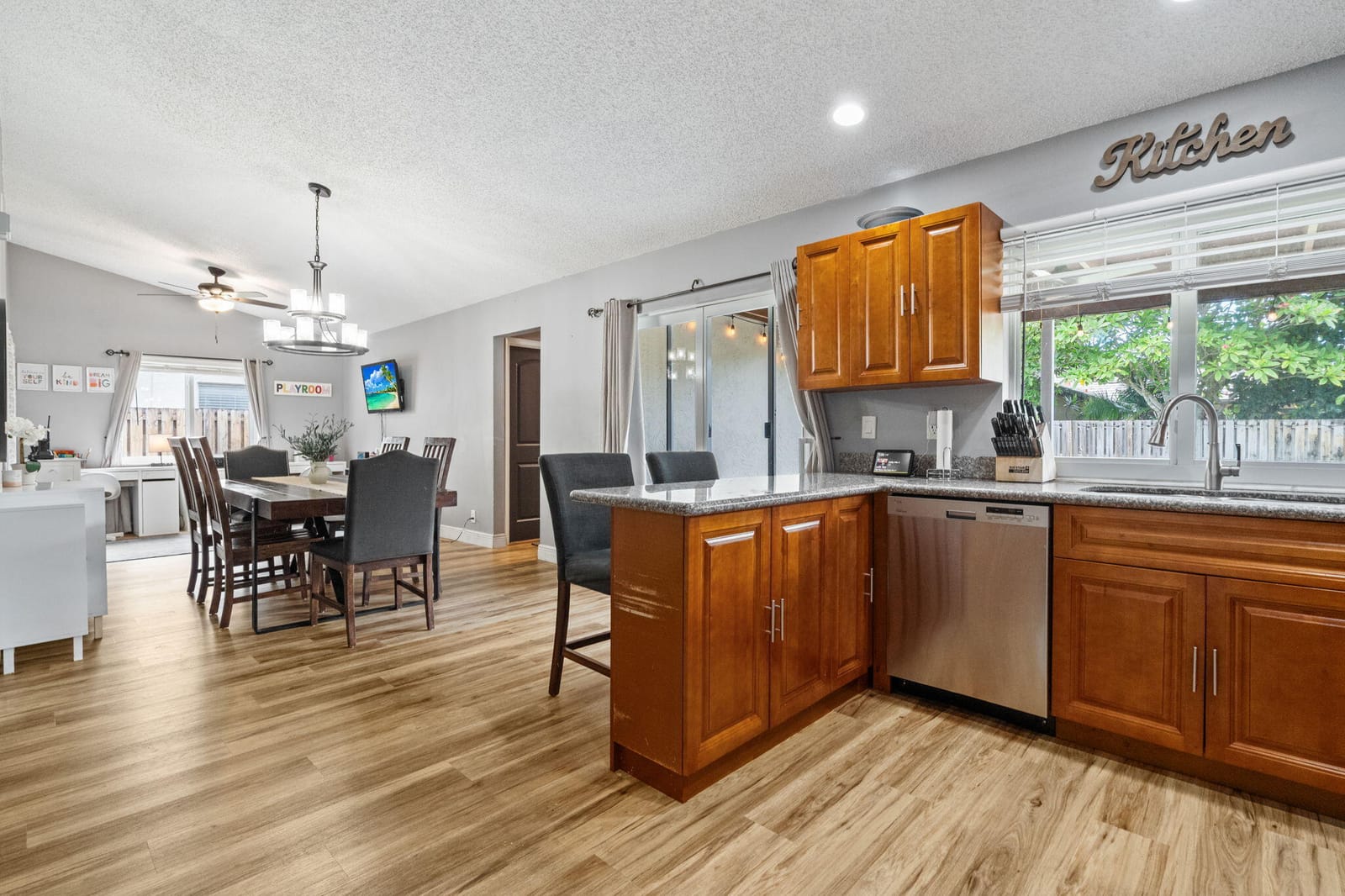 2696 NW 94th Avenue, Coral Springs, FL 33065 photo 14
