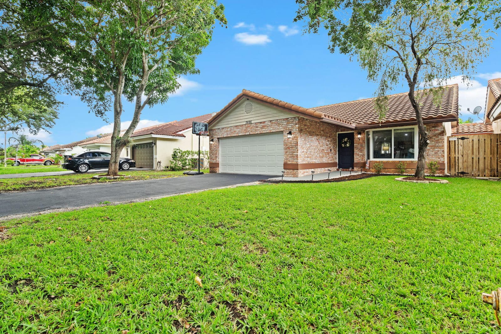 2696 NW 94th Avenue, Coral Springs, FL 33065 photo 3