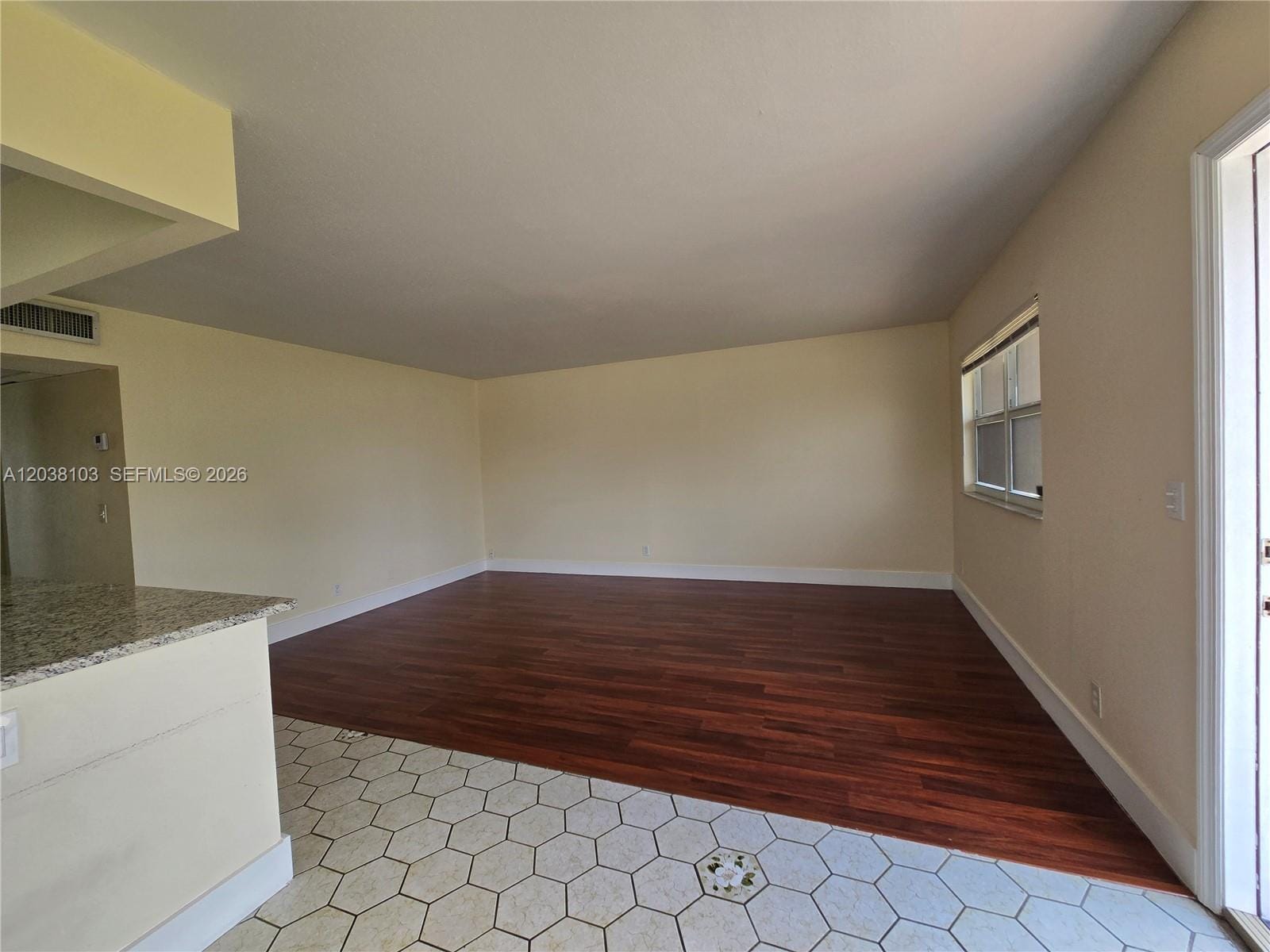 121 Saxony C 121, Delray Beach, FL 33446 photo 9