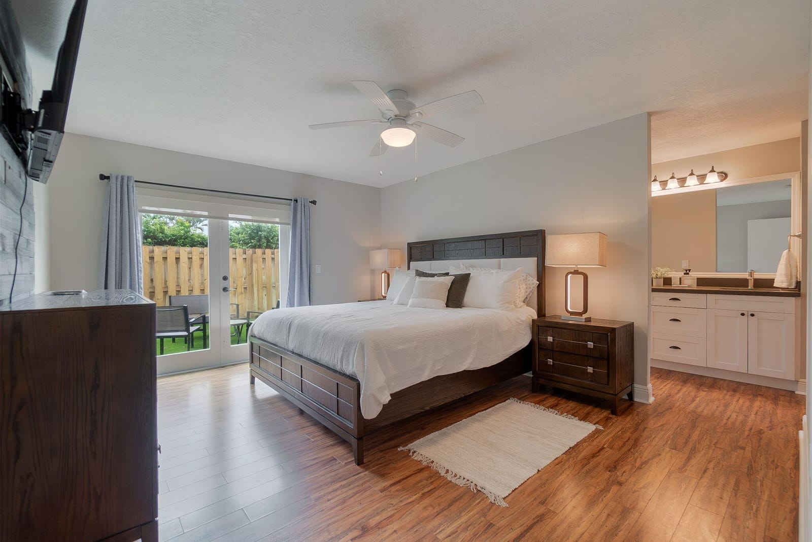 13547 Fountain View Boulevard — photo 12