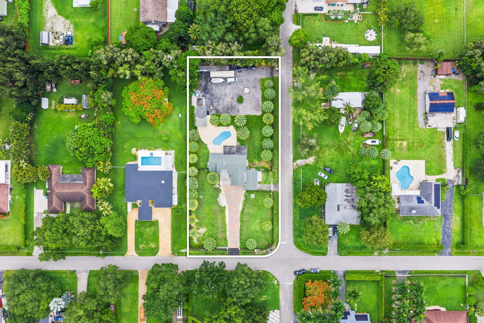 5700 SW 196th Lane — photo 4