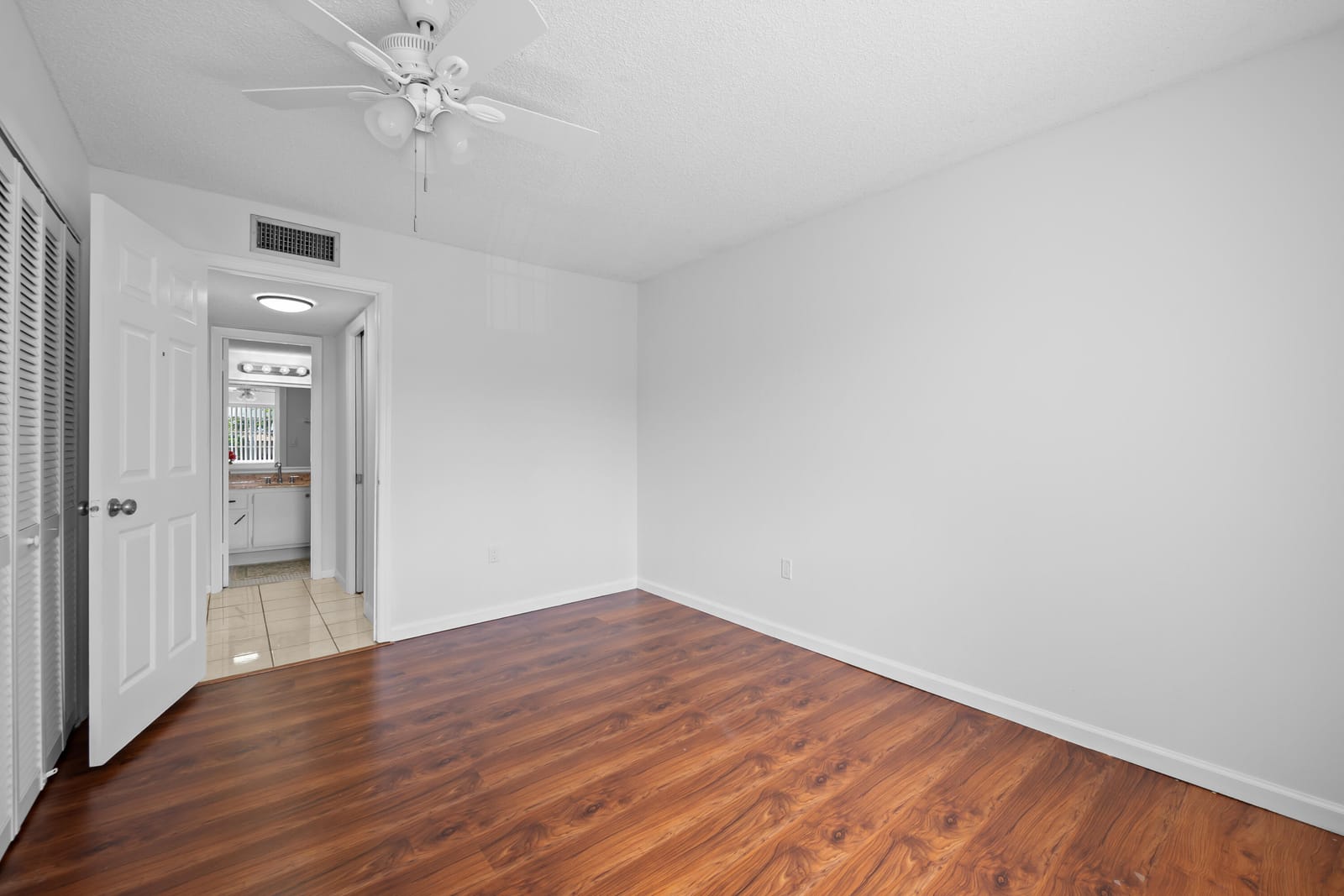 5190 E Sabal Palm Boulevard 209, Tamarac, FL 33319 photo 13