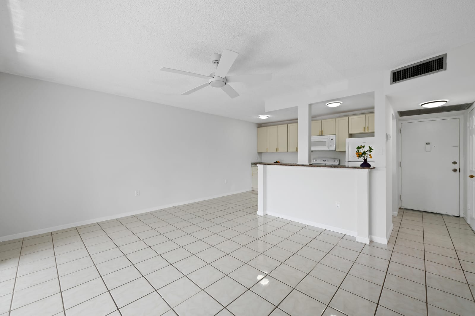 5190 E Sabal Palm Boulevard 209 — photo 6